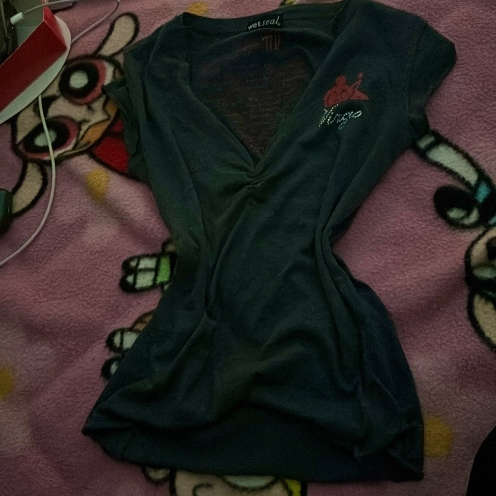 Short sleeve Wet seal shirt
